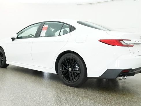 New 2026 Toyota Camry SE FWD image 21