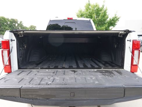 Used 2022 Ford F250 King Ranch w/ King Ranch Ultimate Package AWD/4WD image 4