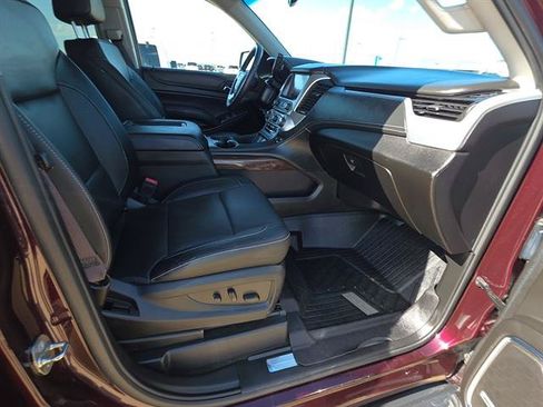 Used 2017 GMC Yukon SLT w/ Premium Edition RWD image 16