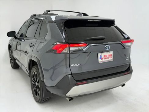 Used 2023 Toyota RAV4 SE AWD/4WD image 18