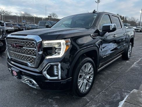 Used 2021 GMC Sierra 1500 Denali w/ Denali Premium Package image 3