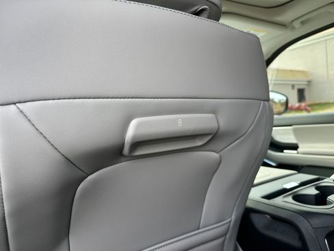 New 2026 Ford Expedition Active image 63