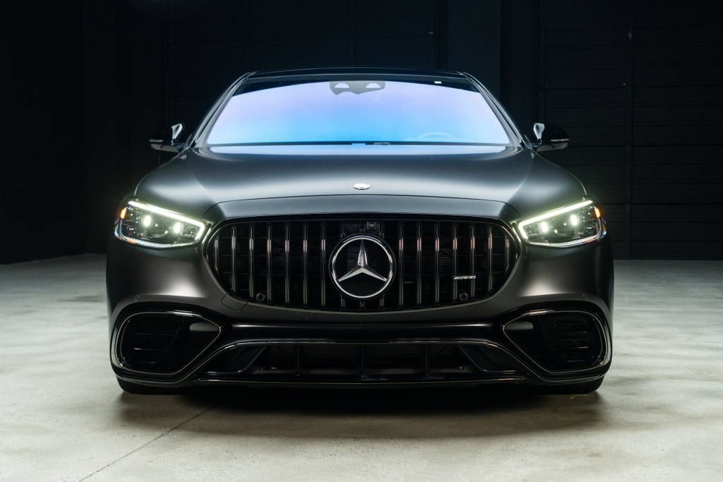 Used 2024 Mercedes-Benz S 63 AMG S image 3