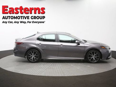 Used 2024 Toyota Camry SE w/ Cold Weather Package FWD image 41