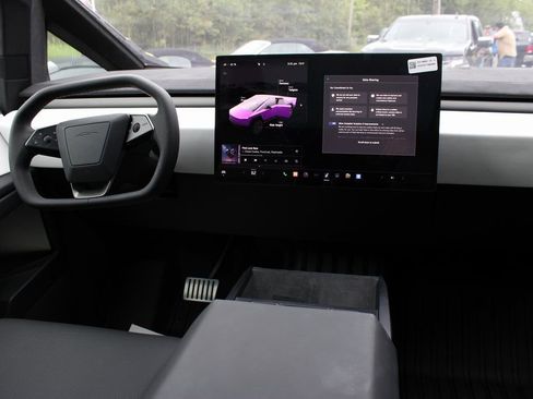 Used 2024 Tesla Cybertruck Cyberbeast image 27