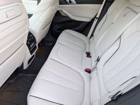 Certified 2024 BMW X6 M60i w/ Dynamic Handling Package image 15