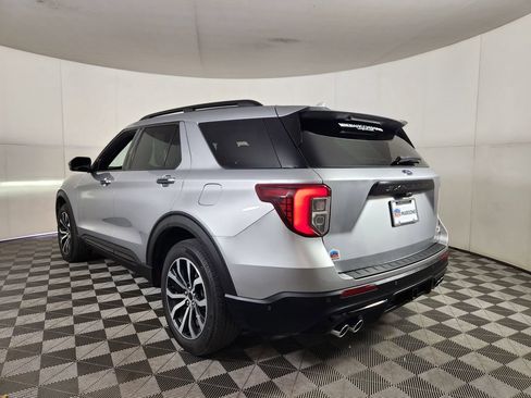 Used 2020 Ford Explorer ST w/ Premium Technology Package AWD/4WD image 5