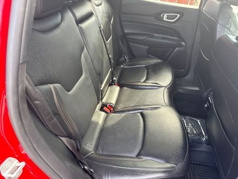Used 2022 Jeep Compass Limited image 16