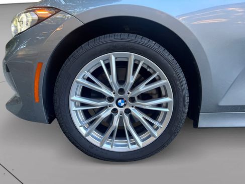 Used 2023 BMW 330i xDrive Sedan w/ Convenience Package image 19