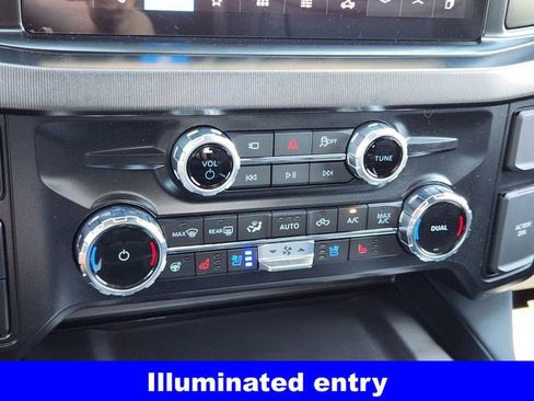 New 2026 Ford F250 Platinum image 18