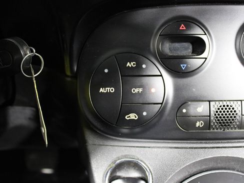 Used 2017 FIAT 500 e image 18