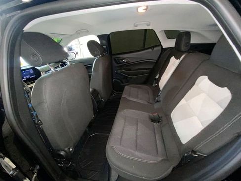 Used 2024 Chevrolet Trax LS w/ LS Convenience Package FWD image 28