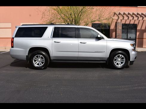 Used 2016 Chevrolet Suburban LT w/ Luxury Package image 1