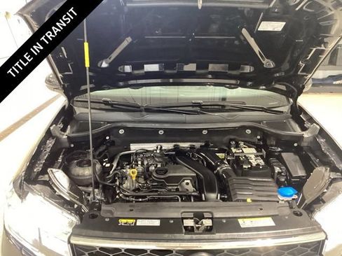 Used 2024 Volkswagen Taos SE AWD/4WD image 17