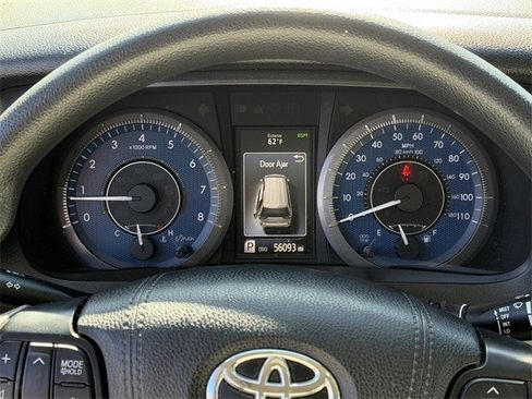 Used 2019 Toyota Sienna LE image 16