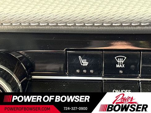 New 2026 Chevrolet Equinox LT image 8