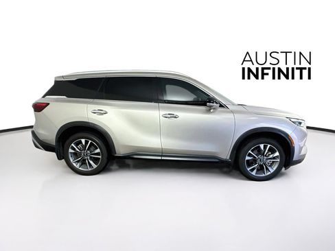 Certified 2024 INFINITI QX60 Luxe w/ Vision Package FWD image 11