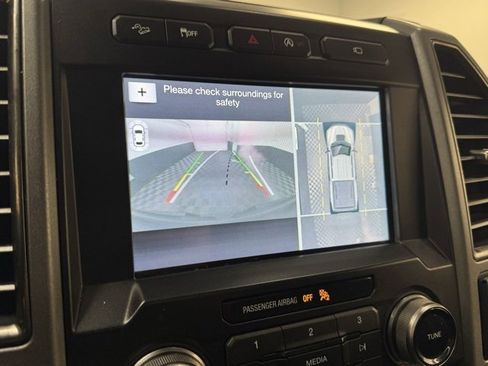 Used 2017 Ford F150 Raptor w/ Equipment Group 802A Luxury image 20