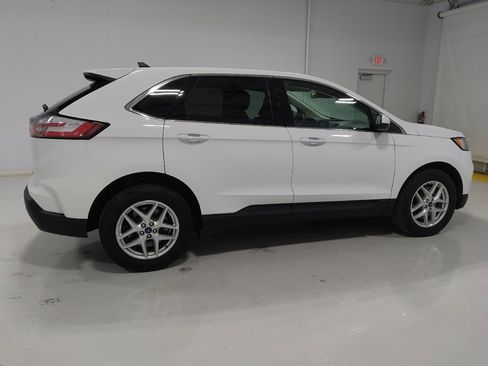 Used 2022 Ford Edge SEL w/ Convenience Package image 10