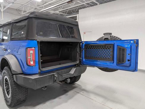 Used 2022 Ford Bronco Big Bend w/ Sasquatch Package AWD/4WD image 43
