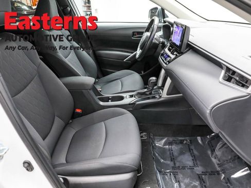 Used 2023 Toyota Corolla Cross LE image 22