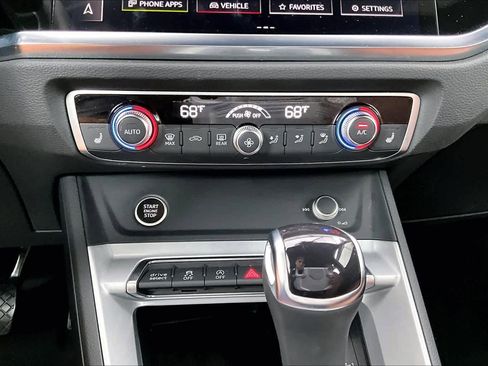 Used 2022 Audi Q3 2.0T Premium Plus image 34