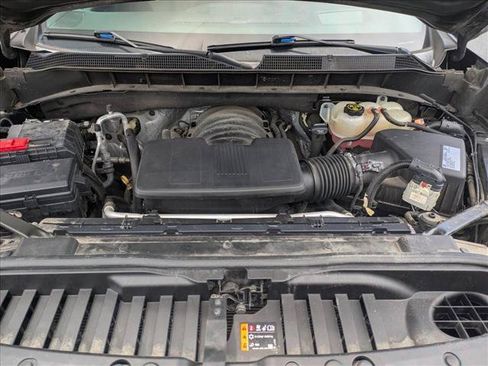 Used 2019 Chevrolet Silverado 1500 High Country w/ Technology Package AWD/4WD image 20