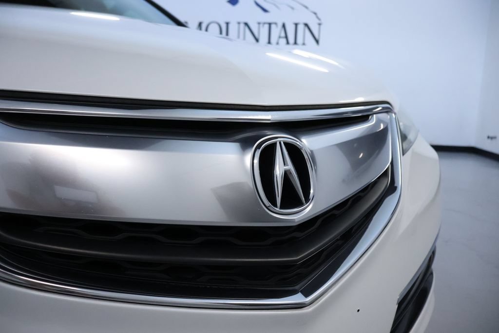 Used 2016 Acura TLX w/ Technology Package FWD image 9