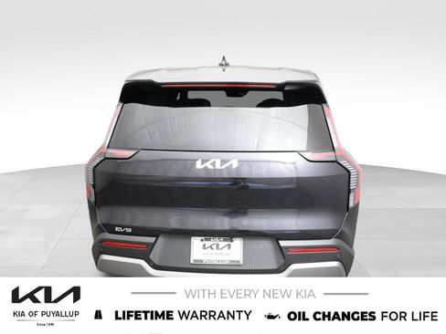 New 2026 Kia EV9 Light RWD image 6