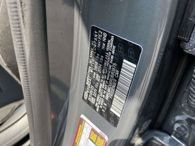 Certified 2024 Hyundai Elantra SEL FWD image 17