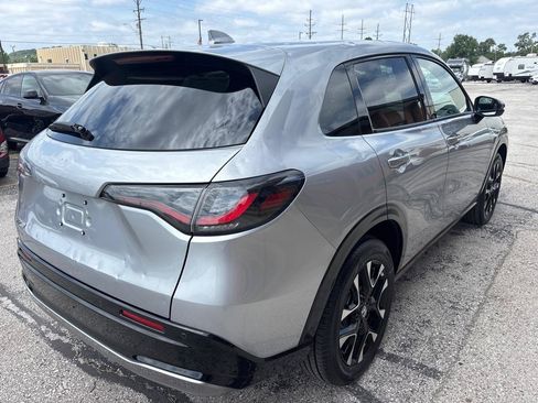 Used 2026 Honda HR-V EX-L image 11