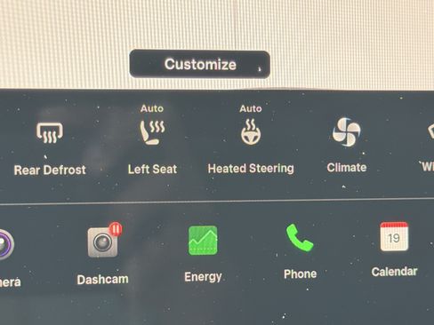 Used 2025 Tesla Model Y Long Range RWD image 29