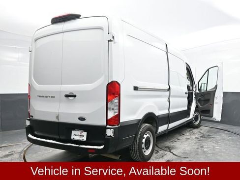 Used 2022 Ford Transit 250 Medium Roof w/ Load Area Protection Package image 43