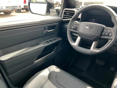 New 2026 Toyota Tundra Limited AWD/4WD image 11