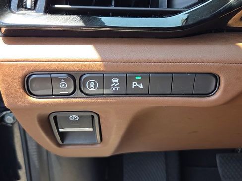 Certified 2024 Acura MDX SH-AWD w/ Technology Package image 25