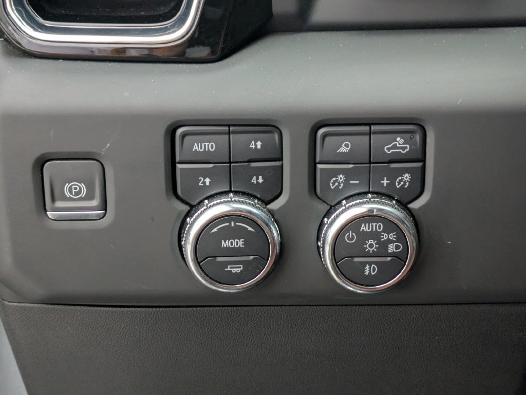Used 2024 GMC Sierra 1500 Denali Ultimate AWD/4WD image 15