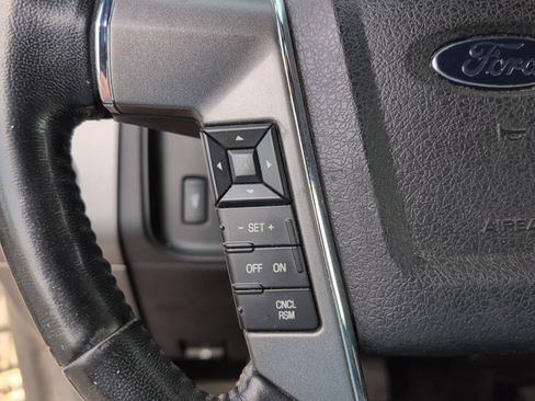 Used 2015 Ford Expedition Platinum RWD image 26