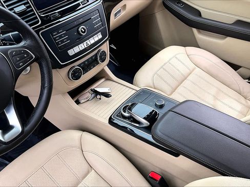 Used 2018 Mercedes-Benz GLE 350 4MATIC image 17