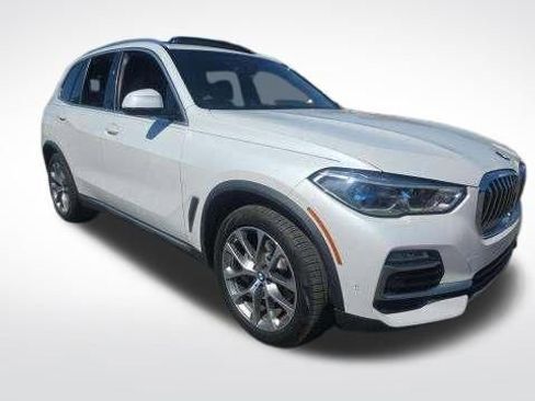 Used 2020 BMW X5 xDrive40i w/ Executive Package AWD/4WD image 3