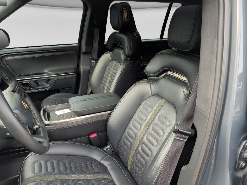 Used 2024 Rivian R1S Adventure Quad AWD/4WD image 17