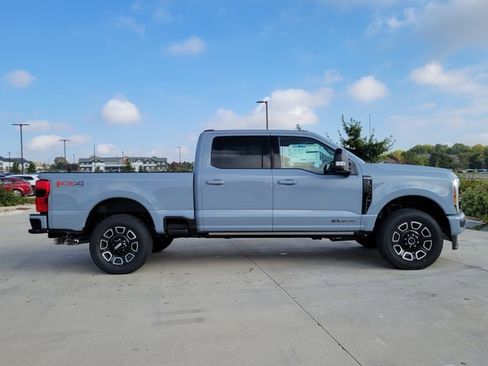 New 2026 Ford F250 Platinum image 2