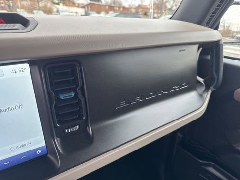 Used 2022 Ford Bronco Wildtrak AWD/4WD image 28