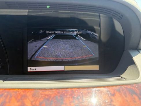 Used 2009 Mercedes-Benz S 550 image 17