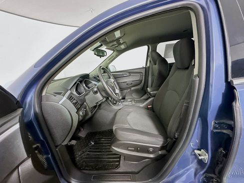 Used 2012 Chevrolet Traverse LT image 13