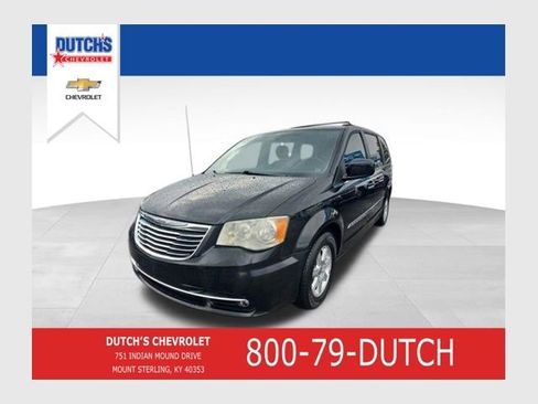 Used 2011 Chrysler Town & Country Touring image 1