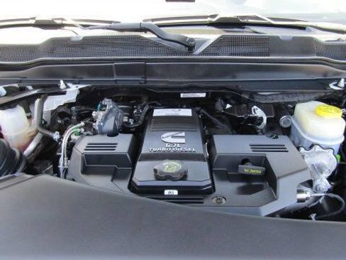 Used 2022 RAM 3500 Tradesman AWD/4WD image 17