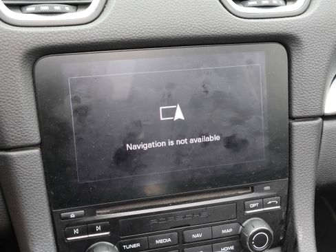 Used 2021 Porsche 718 Boxster image 23