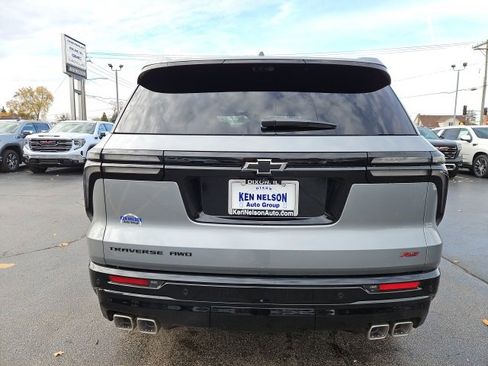 New 2026 Chevrolet Traverse RS image 8