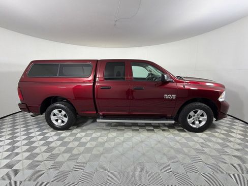 Used 2017 RAM 1500 Express AWD/4WD image 4