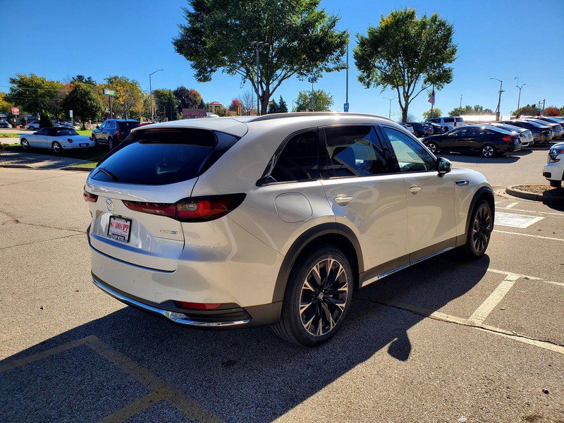 Used 2024 MAZDA CX-90 Plug-In Hybrid w/ Premium Pkg AWD/4WD image 5